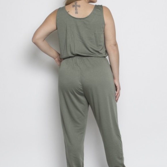 Women Jumpsuit - Picture 3 of 3